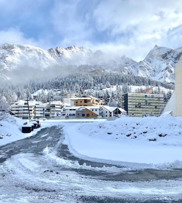 Appartement 6 Personnes Aux Pieds Des Pistes Gourette Exteriör bild